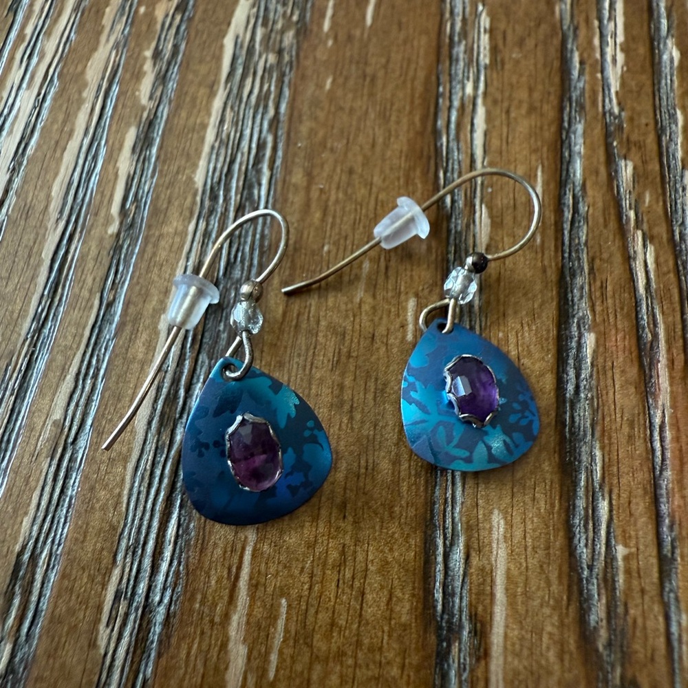 Vintage hand signed Holly Yashi earrings